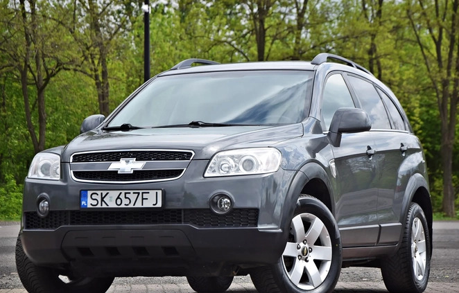 Chevrolet Captiva cena 27900 przebieg: 207000, rok produkcji 2010 z Pasym małe 704